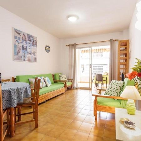 Vivienda Vacacional El Faro, En Puerto Naos ロス・ジャノス・デ・アリダネ エクステリア 写真